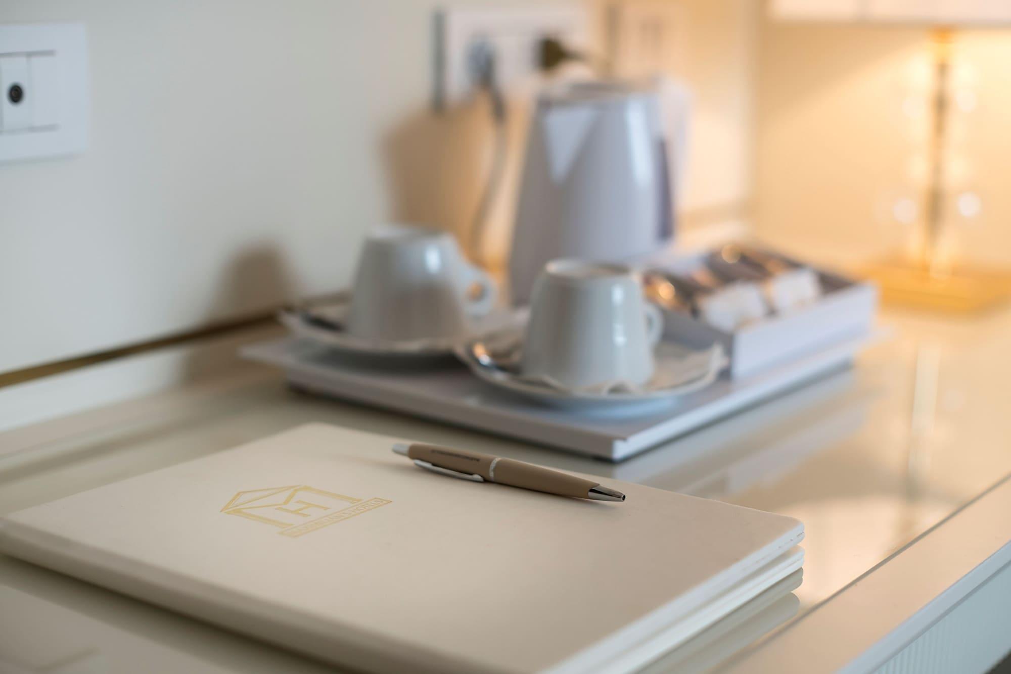 Hotel Tiffany'S Riccione Esterno foto