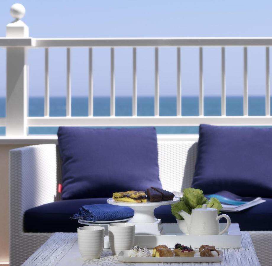 Hotel Tiffany'S Riccione Esterno foto