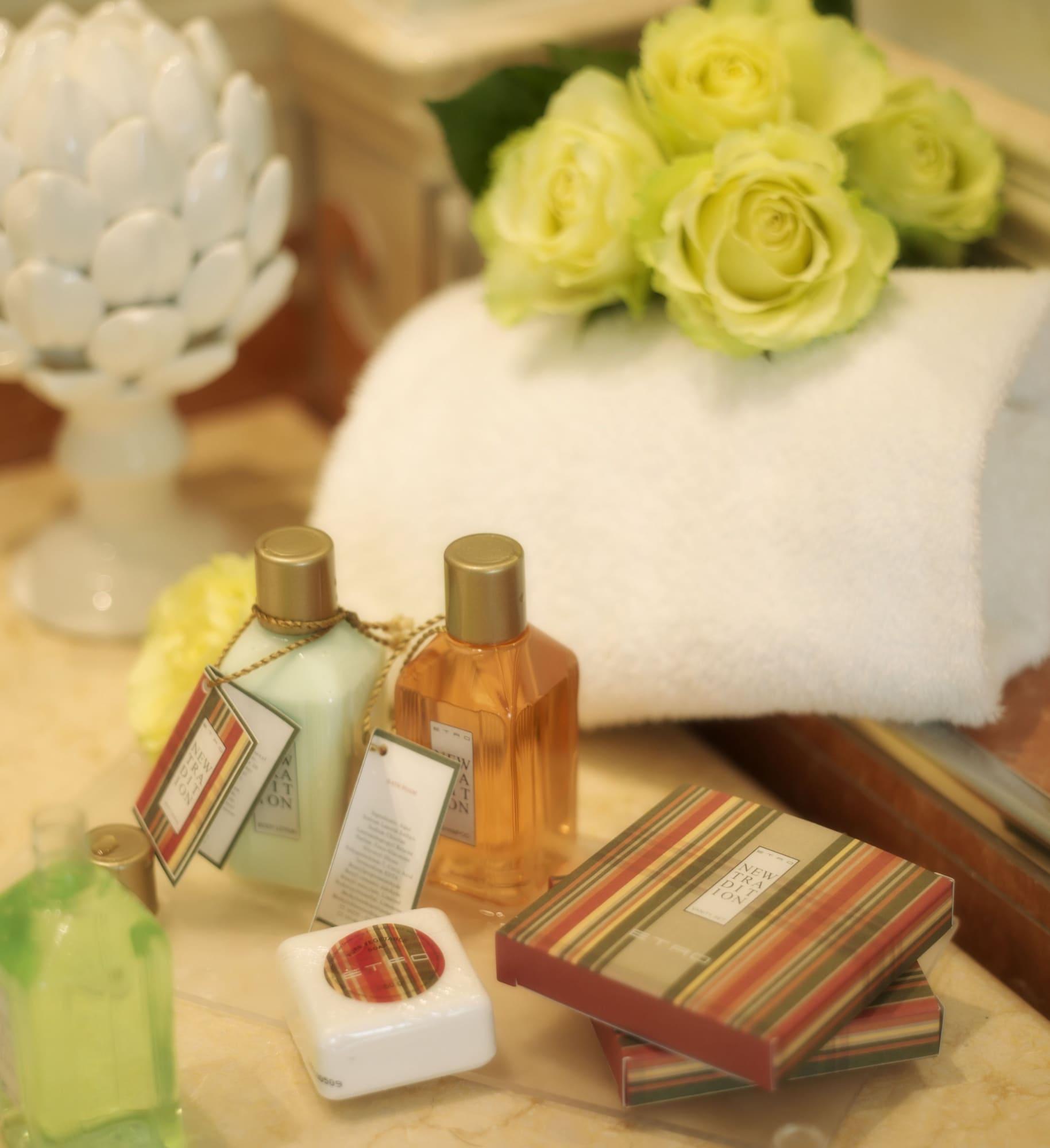Hotel Tiffany'S Riccione Esterno foto