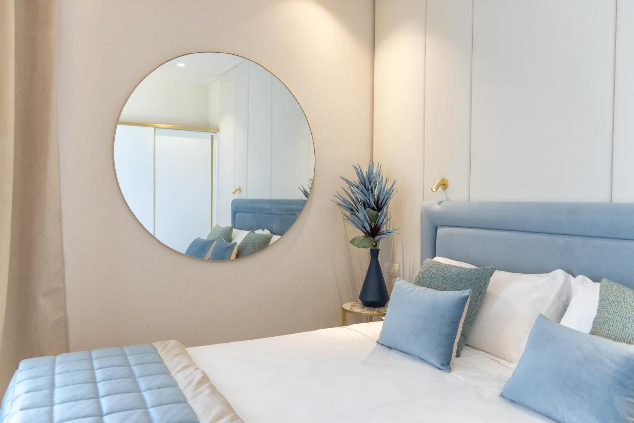 Hotel Tiffany'S Riccione Esterno foto